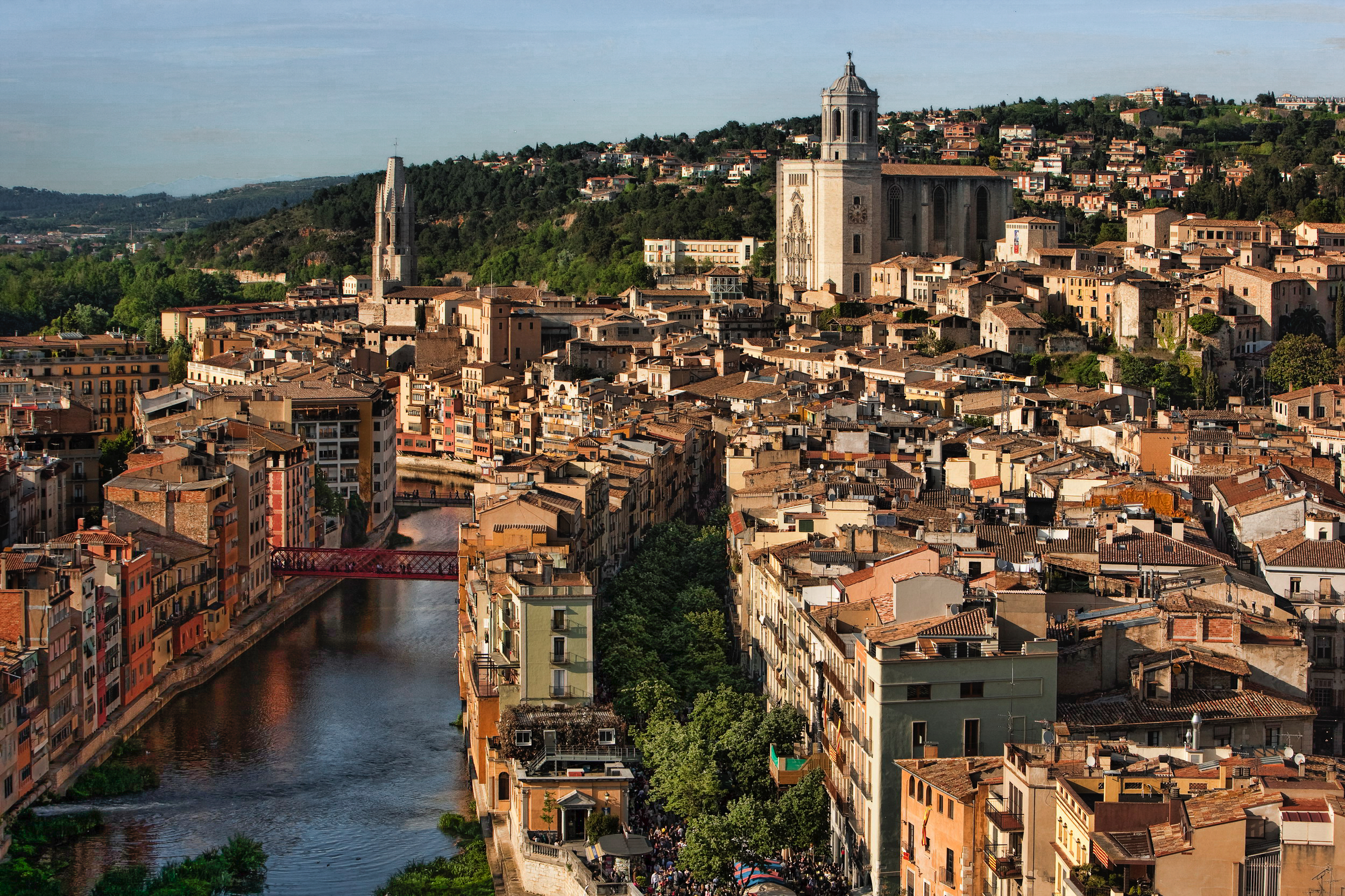 Girona_des_de_l_aire_edited.jpg